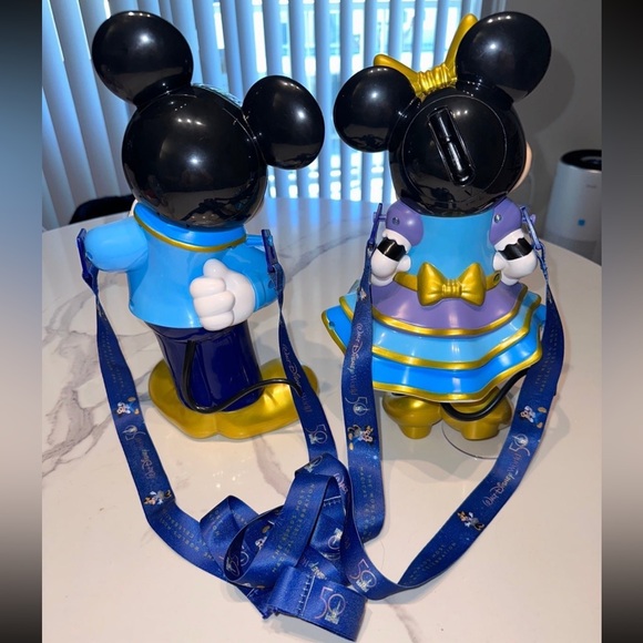 Walt Disney World 50th Anniversary Mickey and Minnie Popcorn Bucket and Sipper - Picture 2 of 11